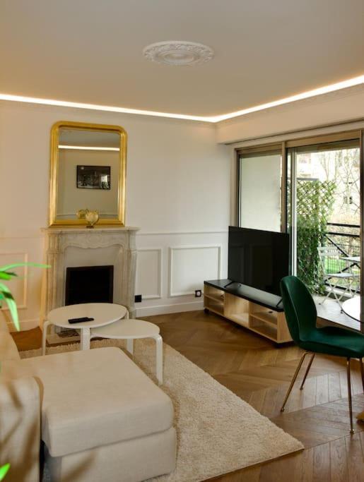 Parisian Style Apartment