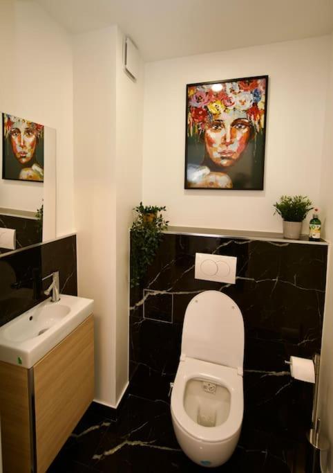 Parisian Style Apartment Maisons-Alfort