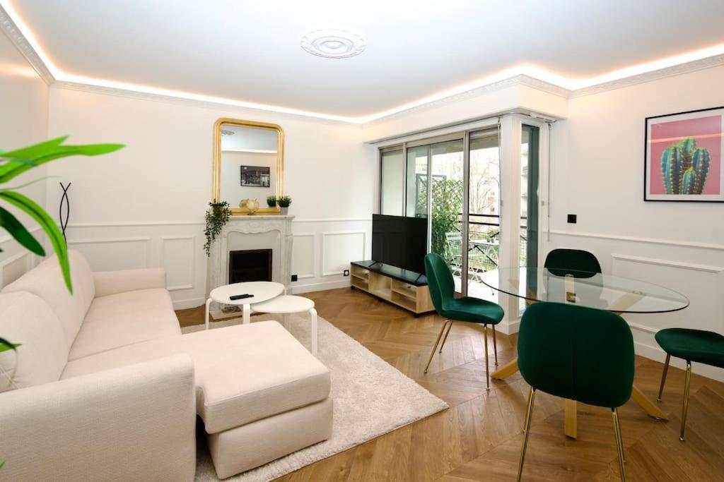 Parisian Style Appartement *