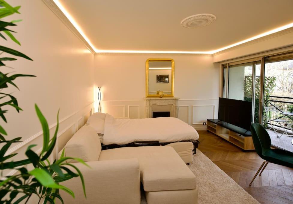 Parisian Style * Maisons-Alfort